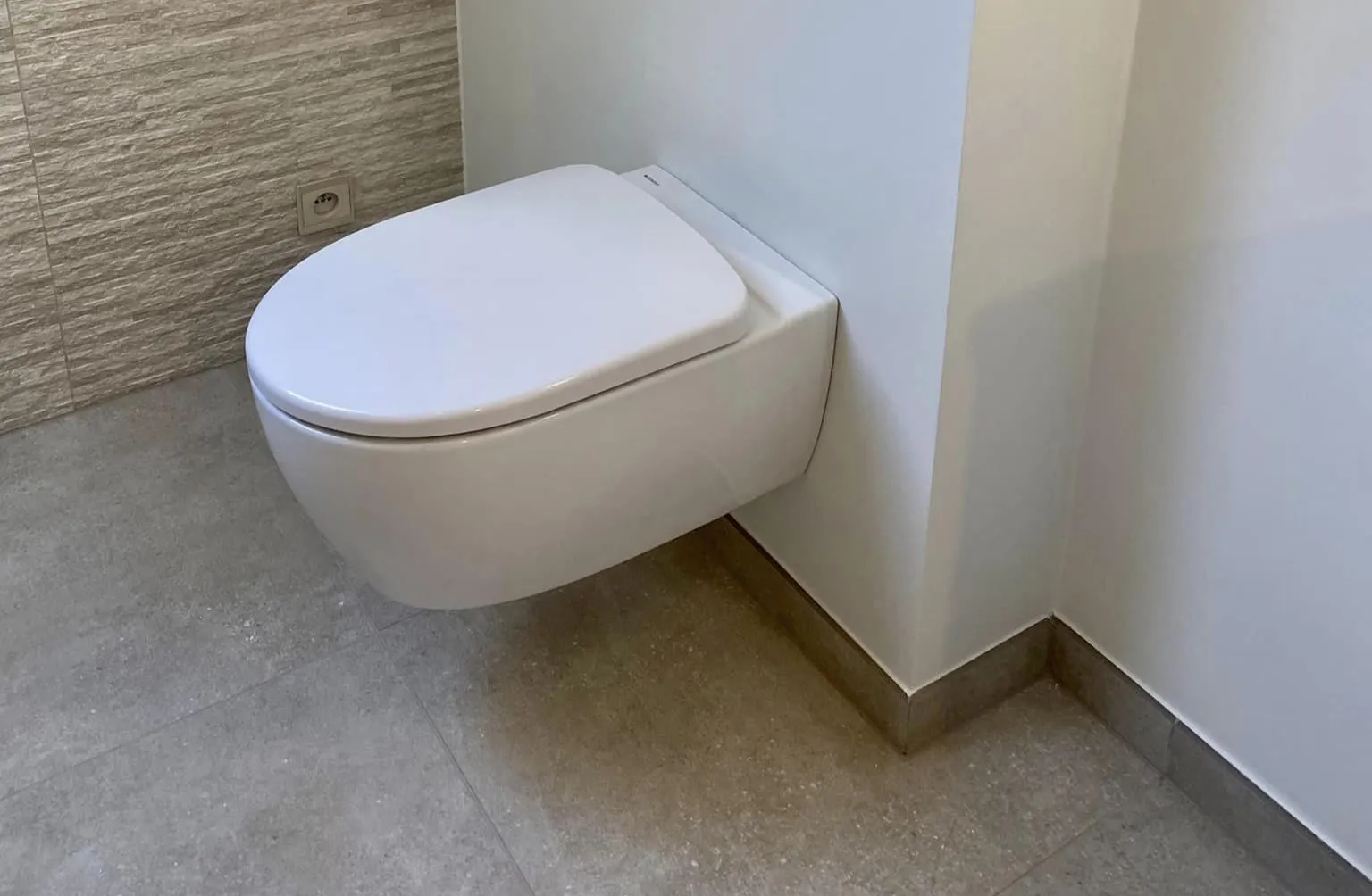 Modern toilet